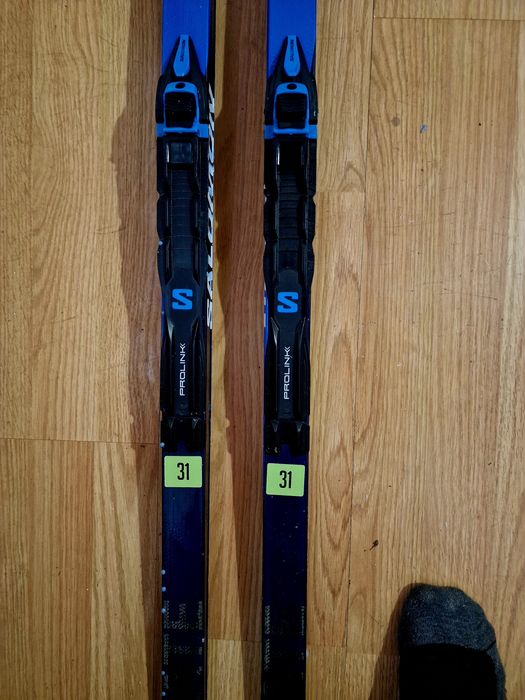 Ски щеки обувки за ски бягане.