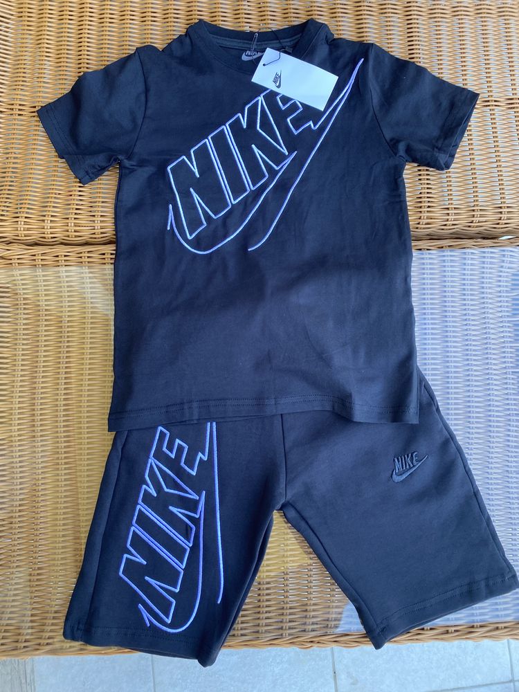 Юноши екипи Nike Разпродажна само 29 лв.