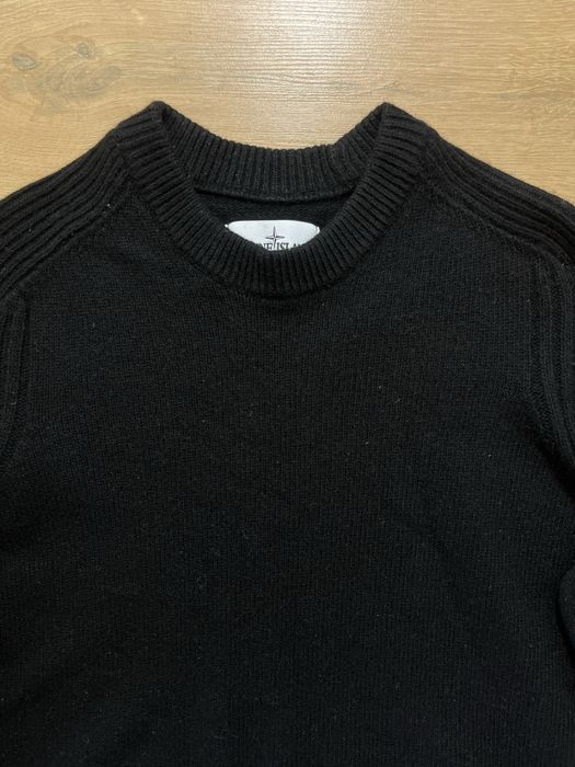 Stone Island оригинален вълнен пуловер М