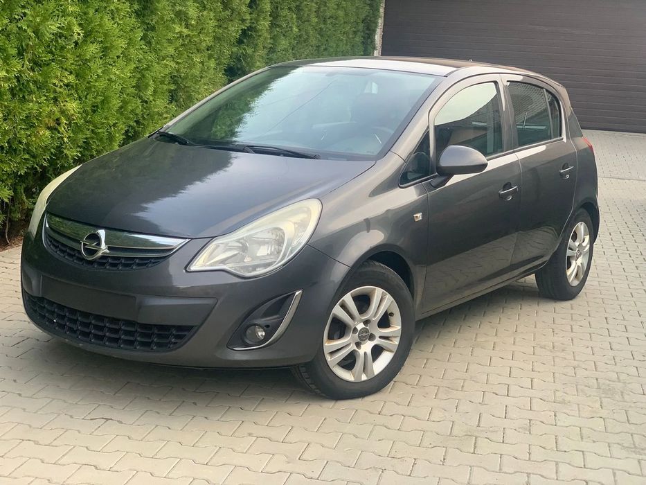 Opel Corsa 1.3 Diesel 2011 Revizie făcută Consum mic Jante