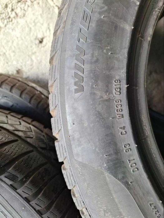 Продавам Зимни гуми Pirelli  225/60/17