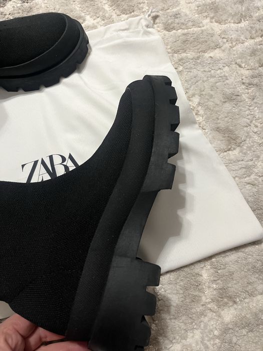 Дамси ботуши ZARA