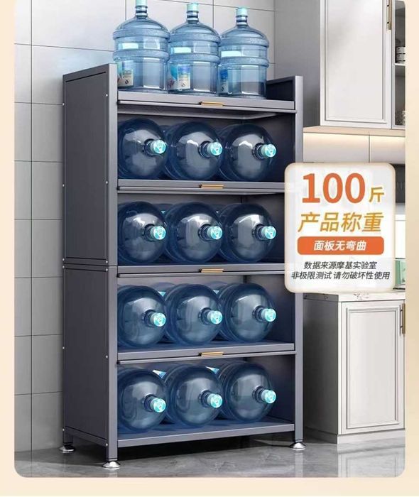 Mehmonxona uchun metall shkaf va stellajlar