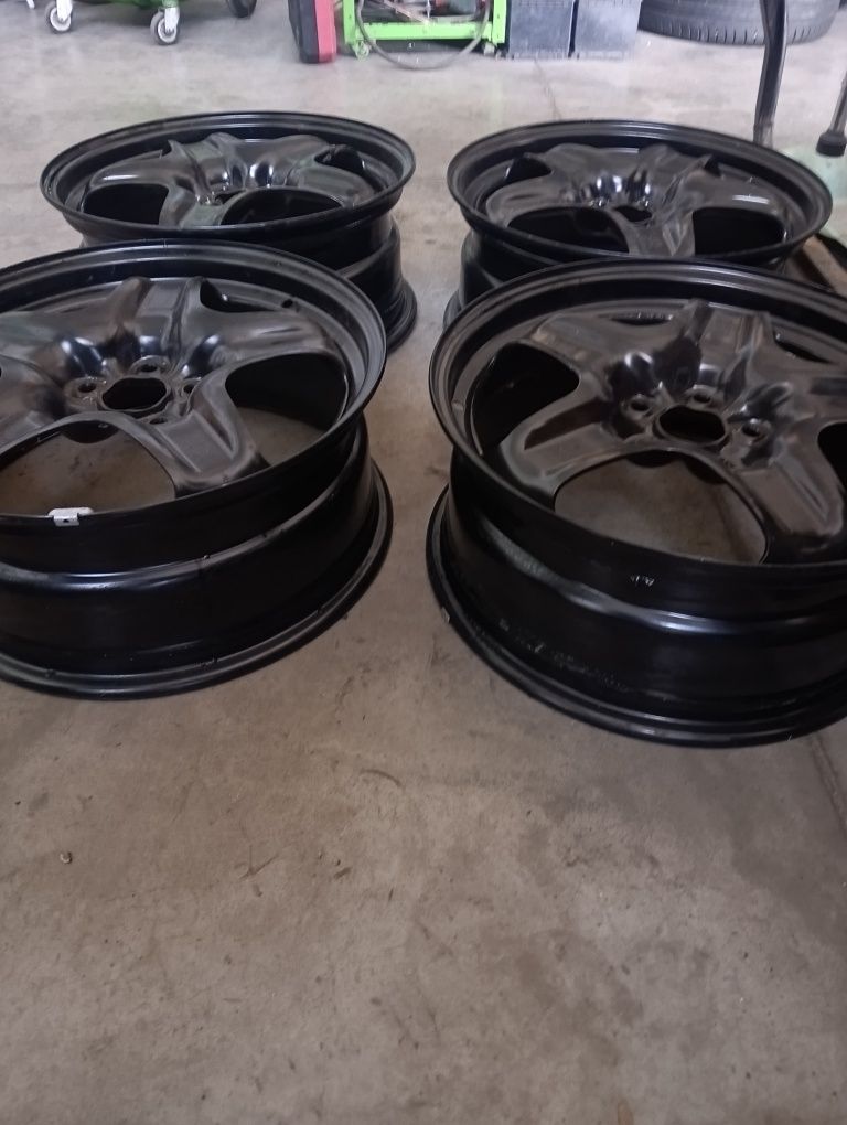 Opel Astra 17-5x105 7J