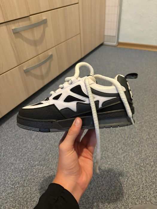 Adidasi unisex alb-negru