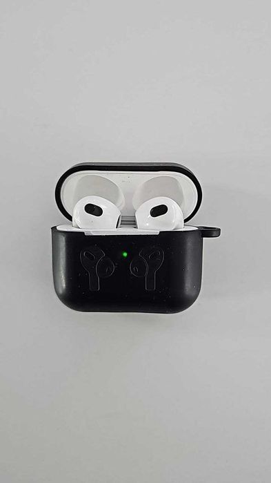 Беспроводные наушники Apple AirPods 3