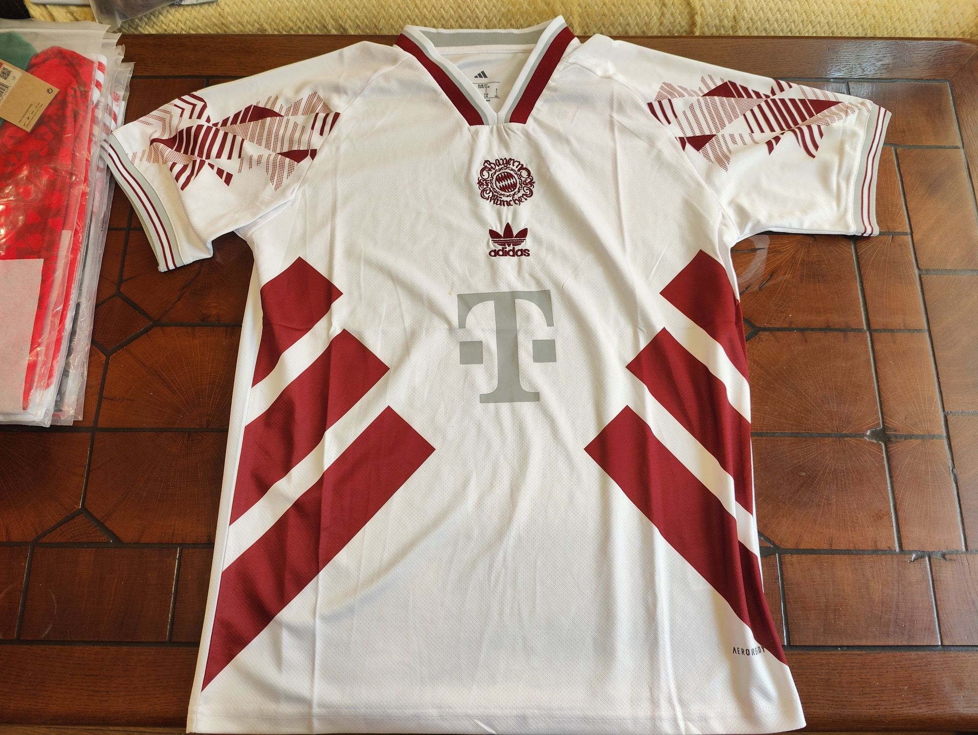 Футболна тениска Bayern Munchen 2025/2026 специална