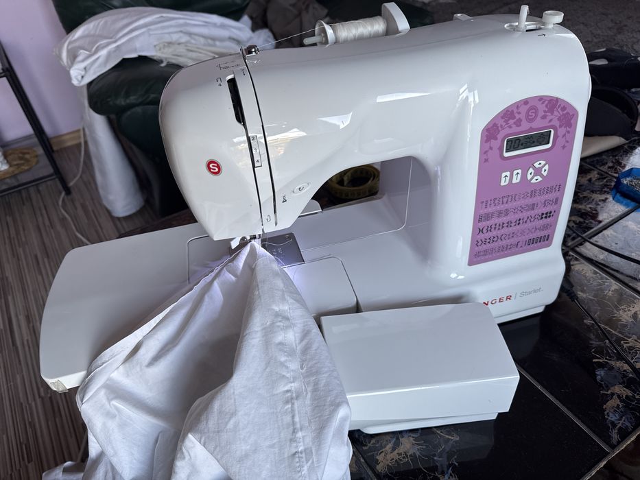 Masina de cusut SINIGER STARLET 6699