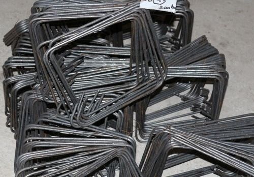 Etrieri fier beton/ striat/ armatura otel/ confectii metalice