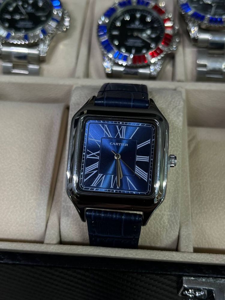 Часы Cartier