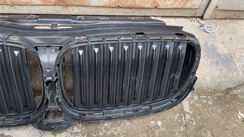Маска за бмв/bmw 7 G11