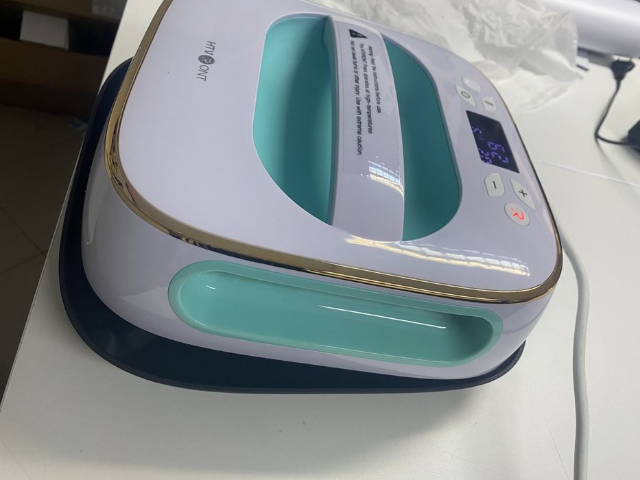 Presă termică pentru tricouri