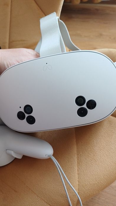 Casca VR Meta Quest 3s – stare excelentă, cu jocuri incluse