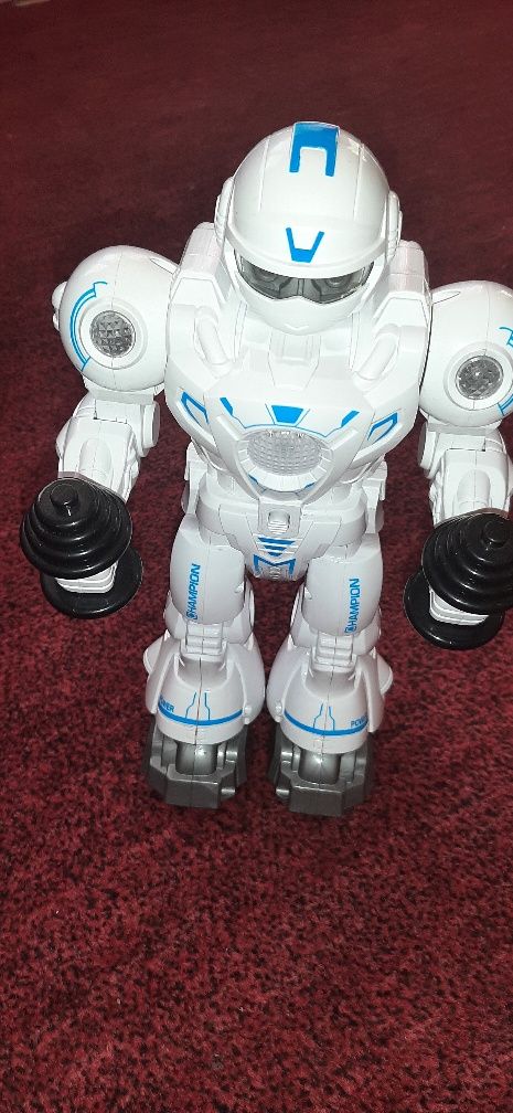 Robot Atlet Salamandra Kids cu Lumini si Muzica, Gantere de Antrenamen