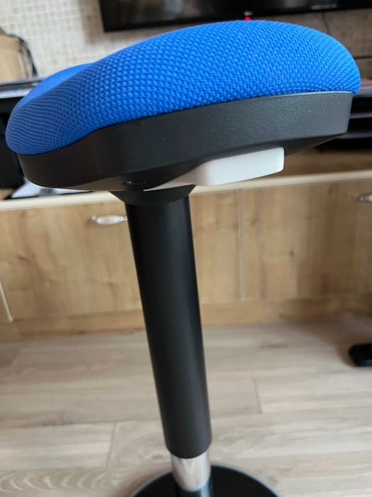 Ергономична табуретка