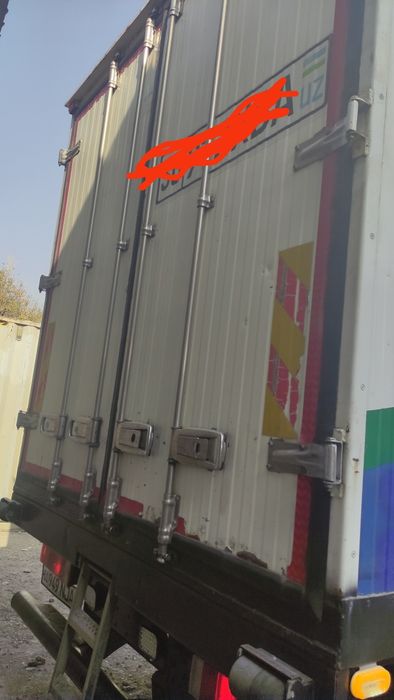 Izotermik bort (termos)