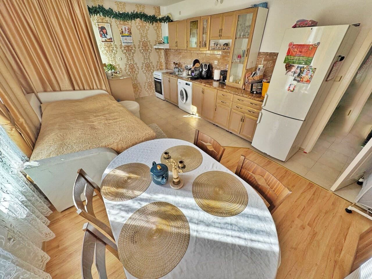 Продава се Двустаен апартамент в к.к. Слънчев бряг - 60 кв.м за 1100 €/кв.м - Снимка #3