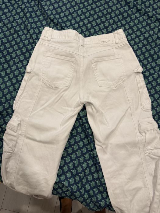 Дамски панталони и дънки