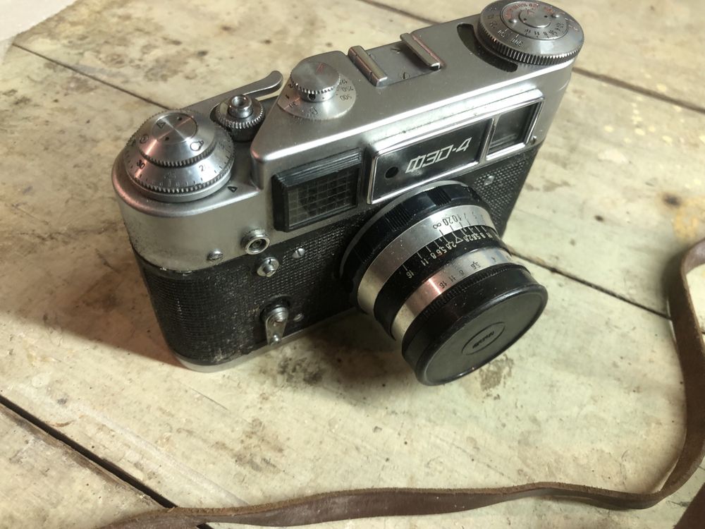 Ретро стар руски фотоапарат ФЕД-4 сделано в СССР