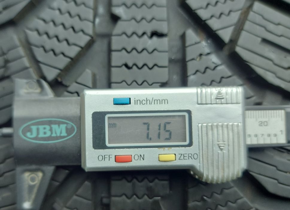 Set 4buc 215/65 R16 98H Semperit Speed-Grip 2 SUV M+S iarnă