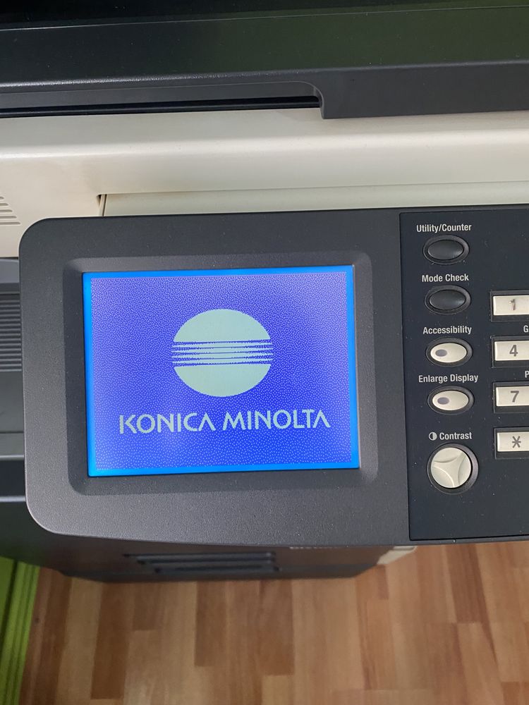 Multifunctionala Konica Minolta bizhub c200