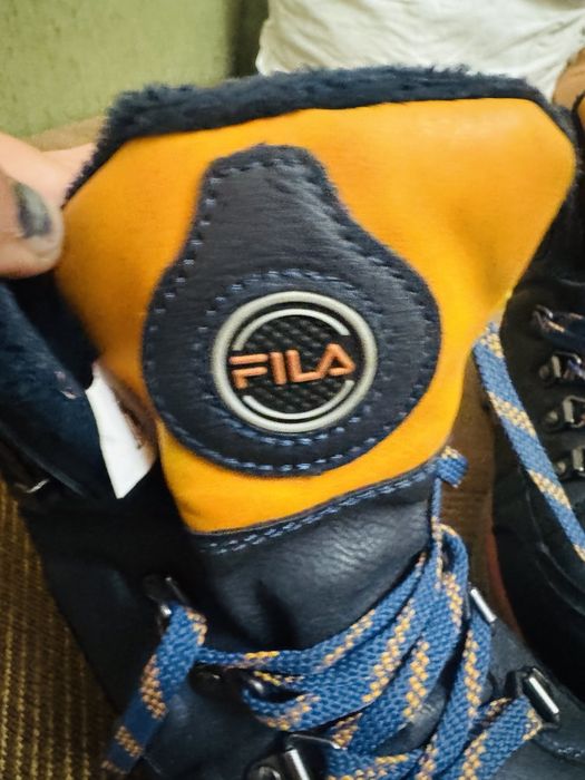 Продавам детски бутуши 37 номер