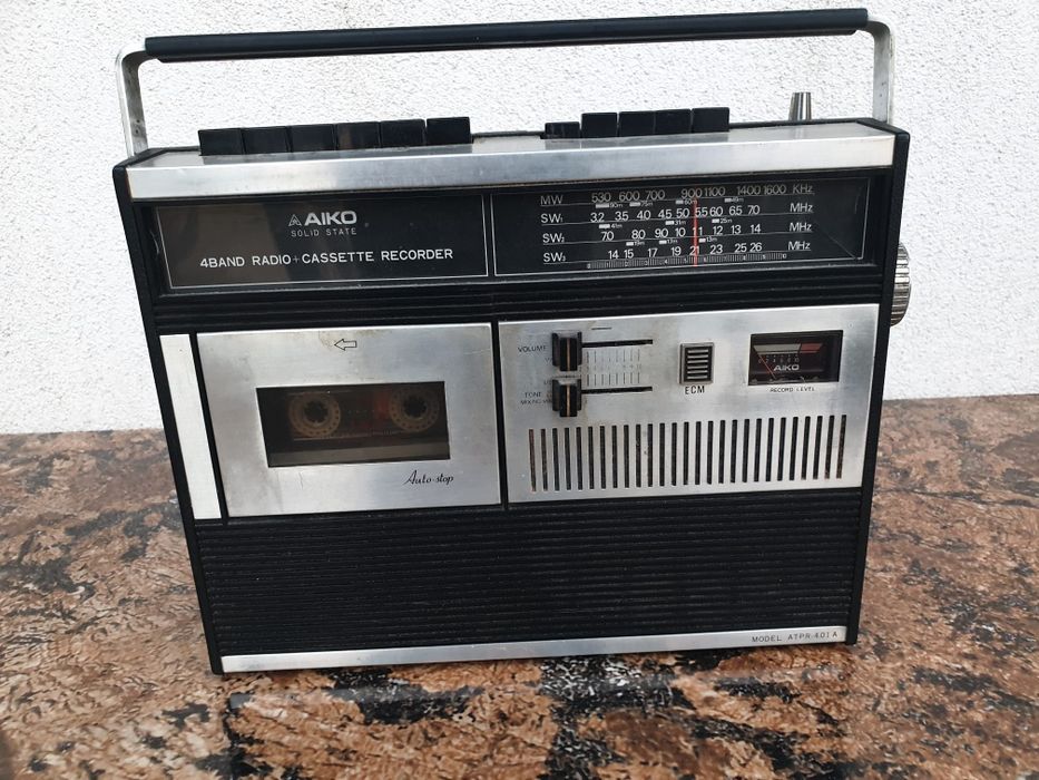 Radio Casetofon AICO model ATPR -401A  Made in Japan
