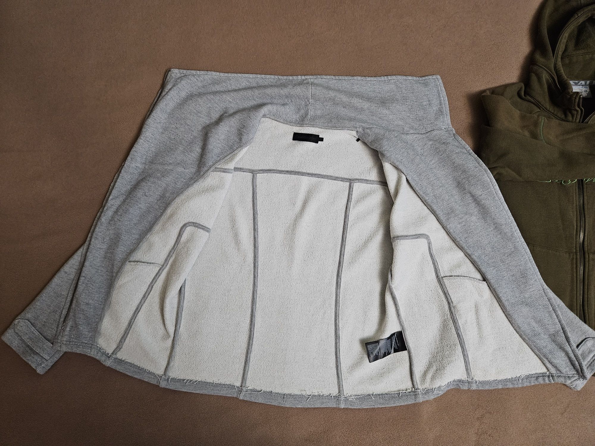 Calvin Klein, Solomon, Object