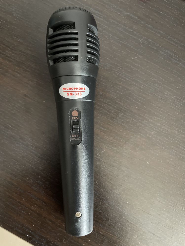 Microfon SM-338- începători in stare excelentă
