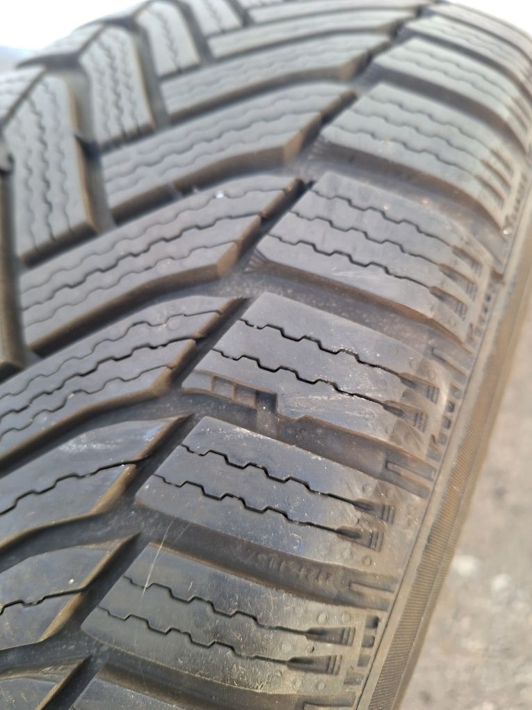 НОВА! 1бр 215 60 16 Michelin alpin 6