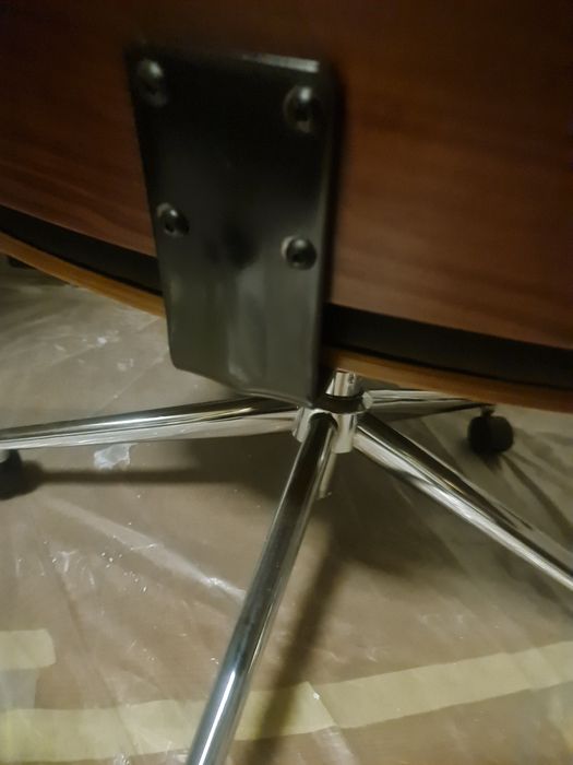 Scaun birou din piele ecologică și lemn – preț redus