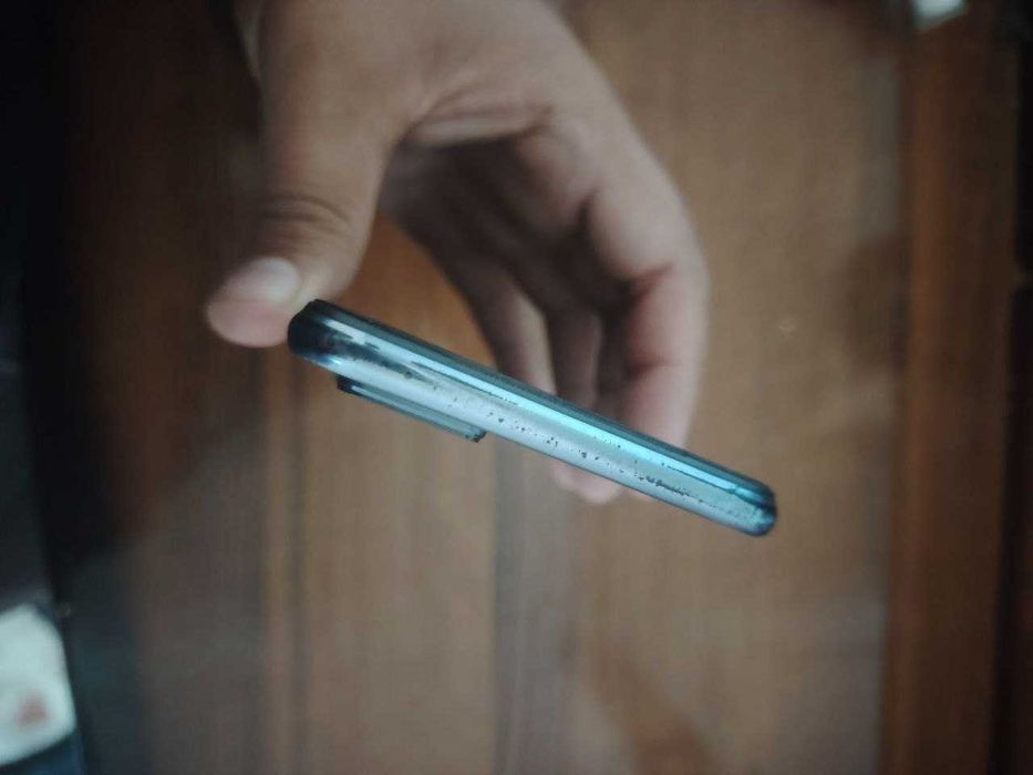 Vivo 21e 8+4 srochni sotladi