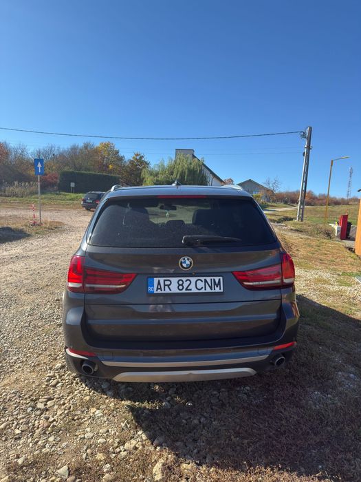 Schimb cu duba marfa sau vand BMW X5 xDrive30d