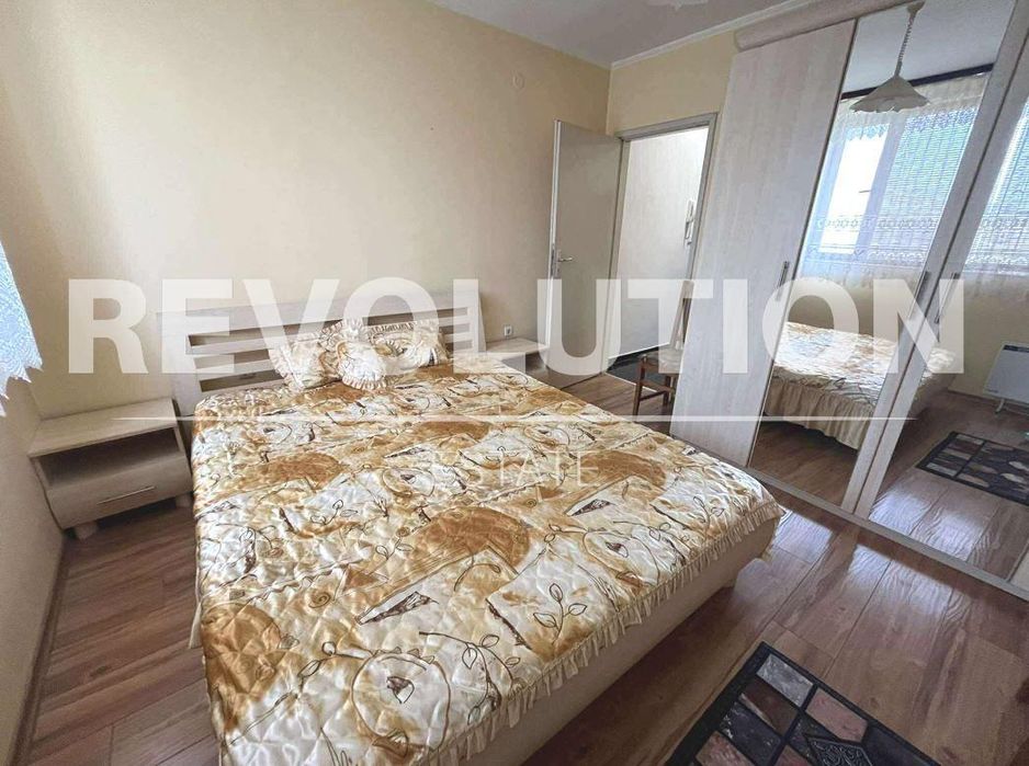 Дава се под наем Двустаен апартамент в Варна, Погреби - 50 кв.м за 375 € - Снимка #2