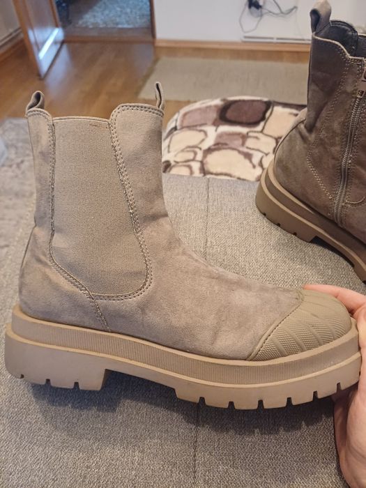 Cizme scurte de damă