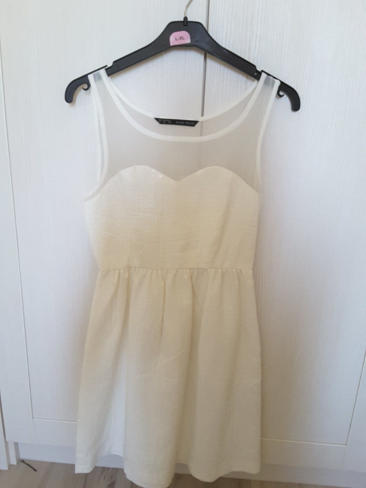 Дамска бяла рокля Zara
