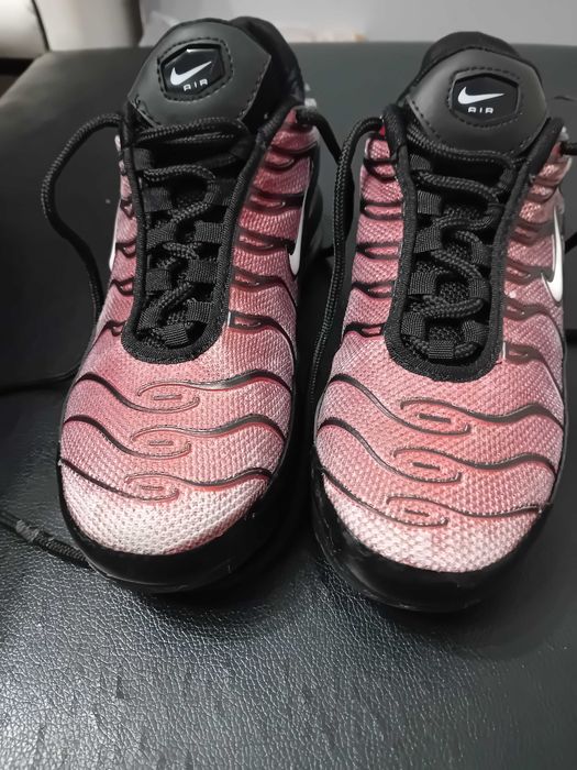 Продавам Nike air max TN