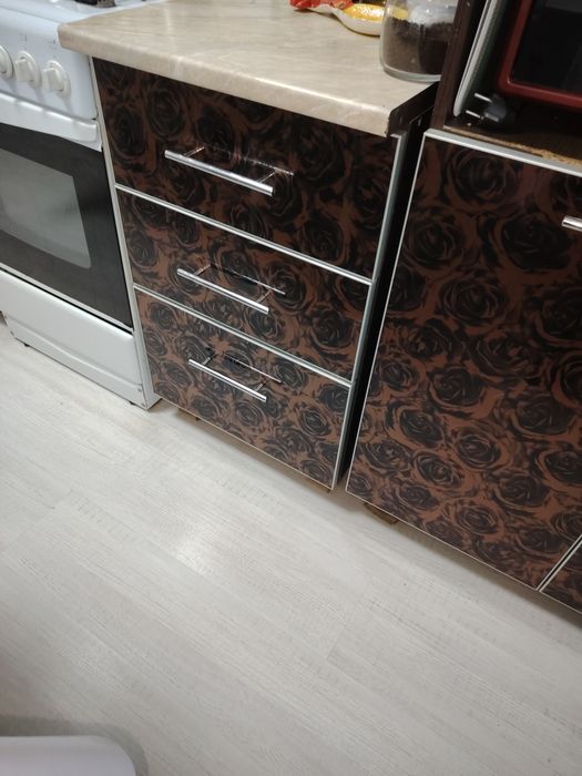 Продам кухонный гарнитур