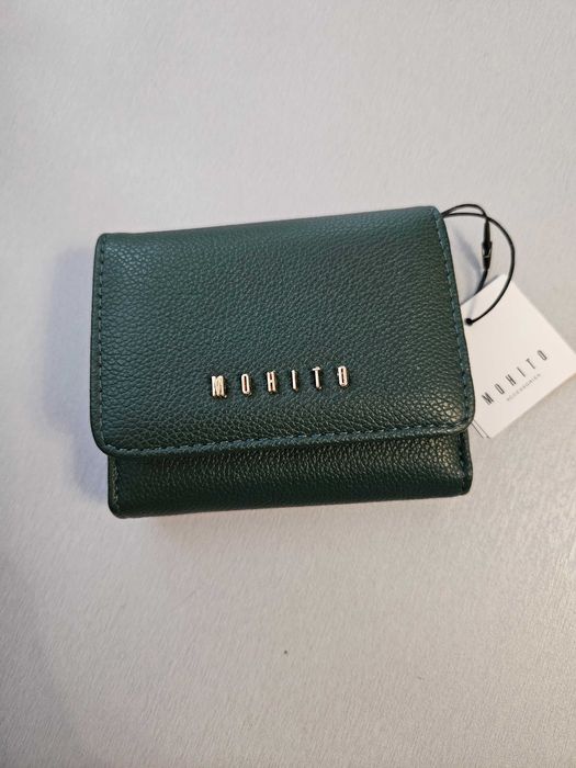 Зелено портмоне Mohito