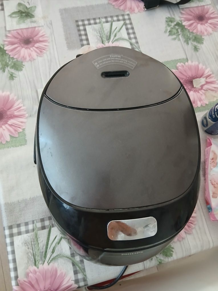 PHILIPS HD4749 Мултикукър/Мултифункционален уред за готвене