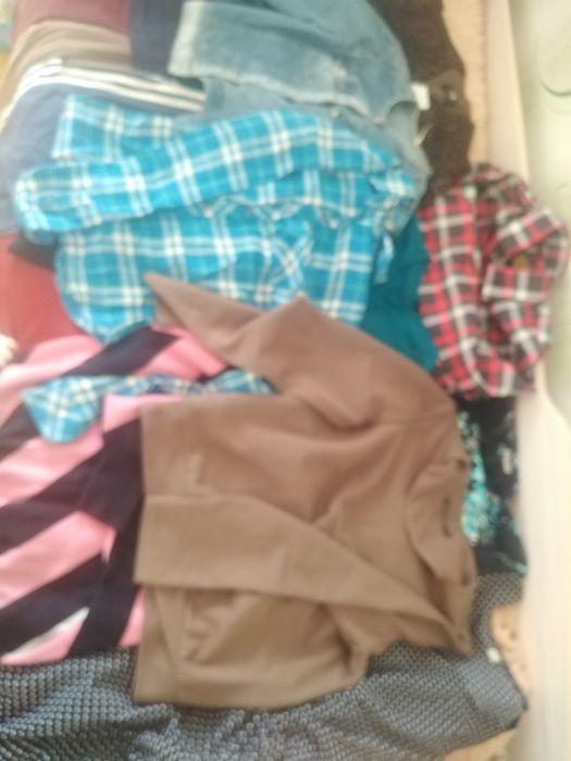 Пакет с вещами на женщину