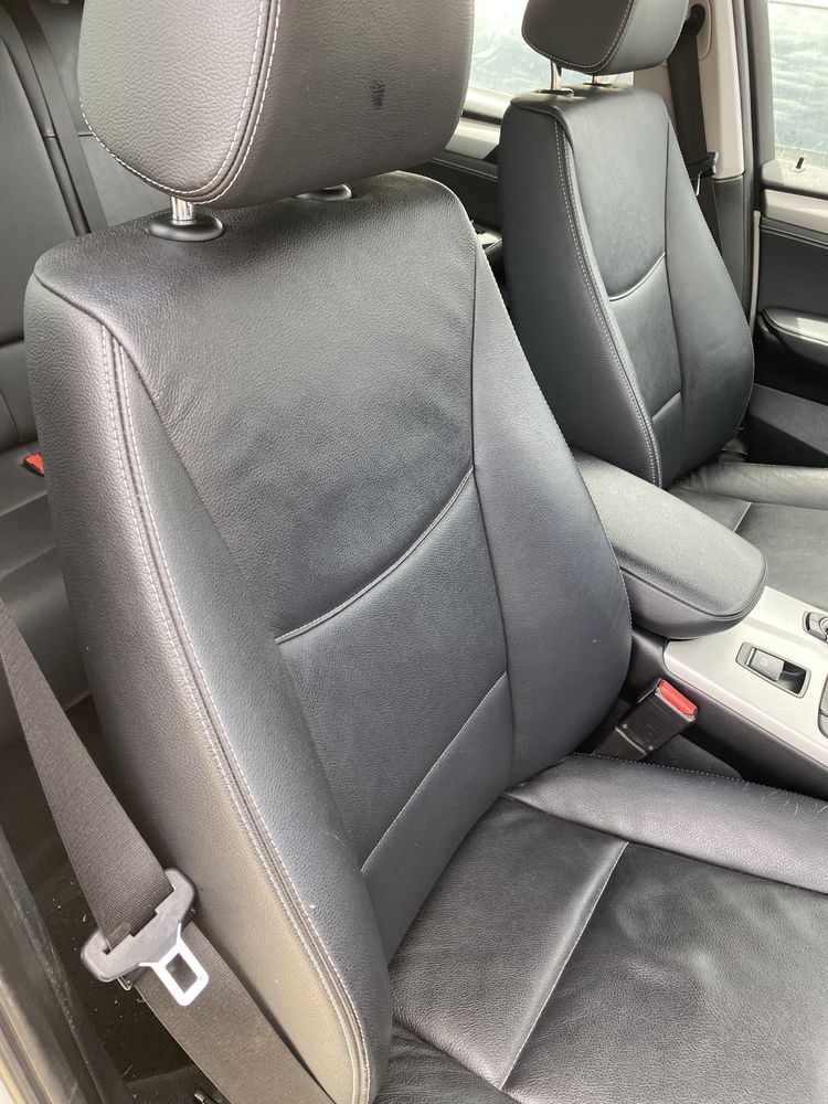 Interior din piele scaune față și banchete spate BMW X3 F 25