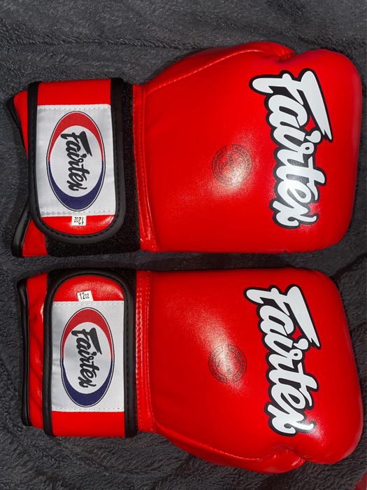 Manusi Fairtex 12 oz rosii