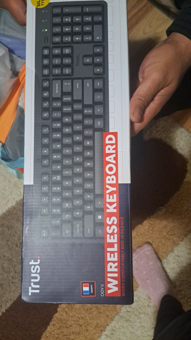 Tastatura wireless noua