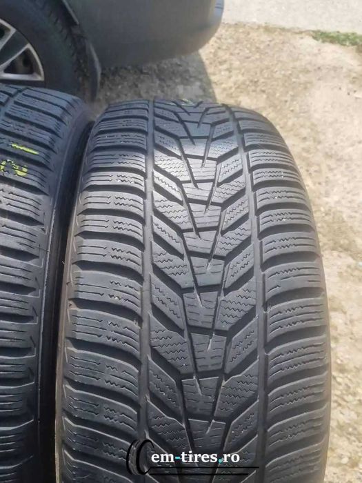 SET 2 Anvelope Iarna 235/55 R18 HANKOOK Winter I cept evo 3 x 104V