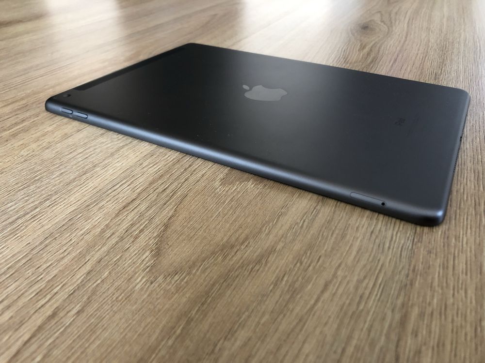 iPad 9 gen Cellular + Wi-Fi 64GB