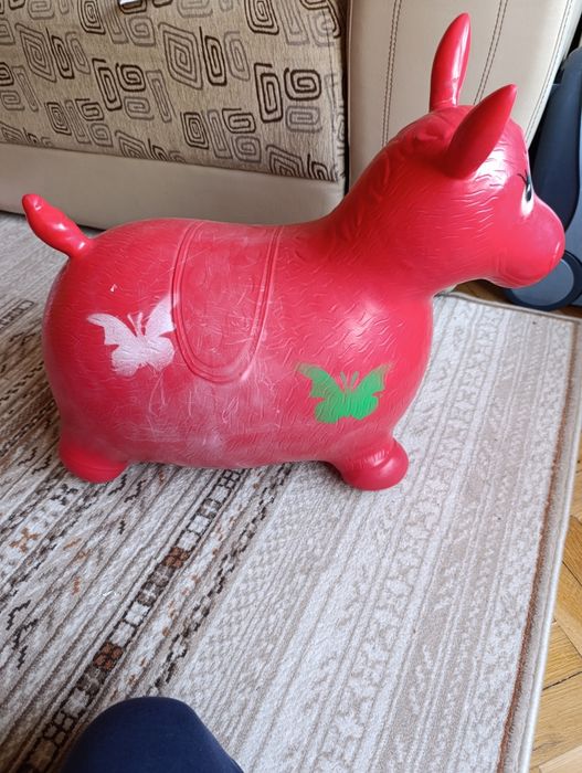 Animalut gonflabil de sarit , din cauciuc , Rosu