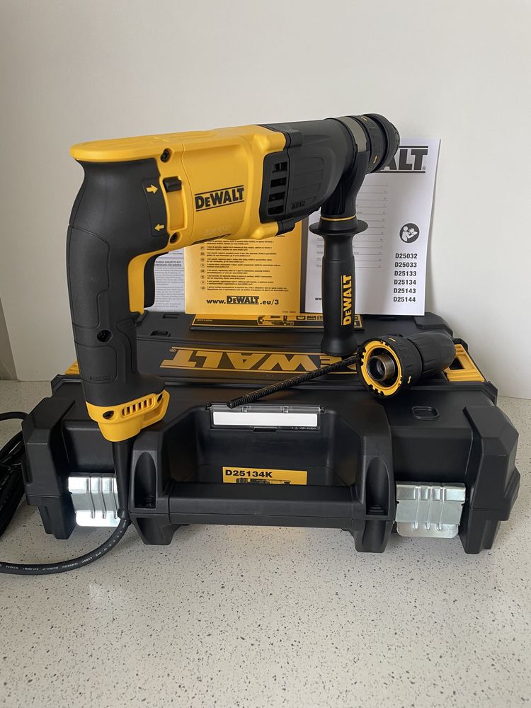 DeWALT D25134K-QS Rotopercutor Electric  800W, SDS Plus Original Nou !