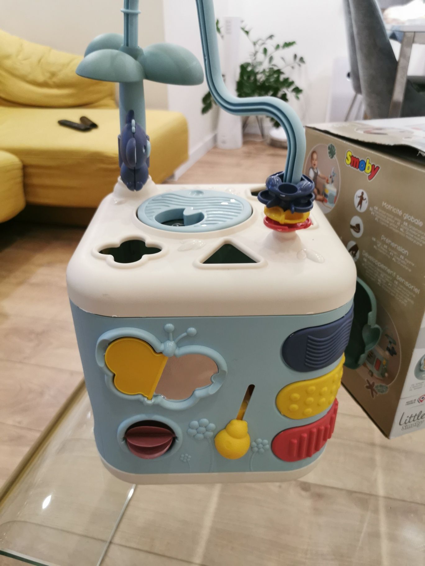 Двигателна и сензорна играчка за бебе