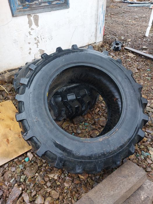 Шина эсковатор погрузчик